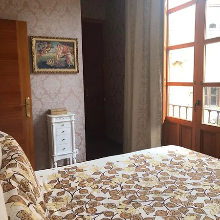 Apartment Palace
